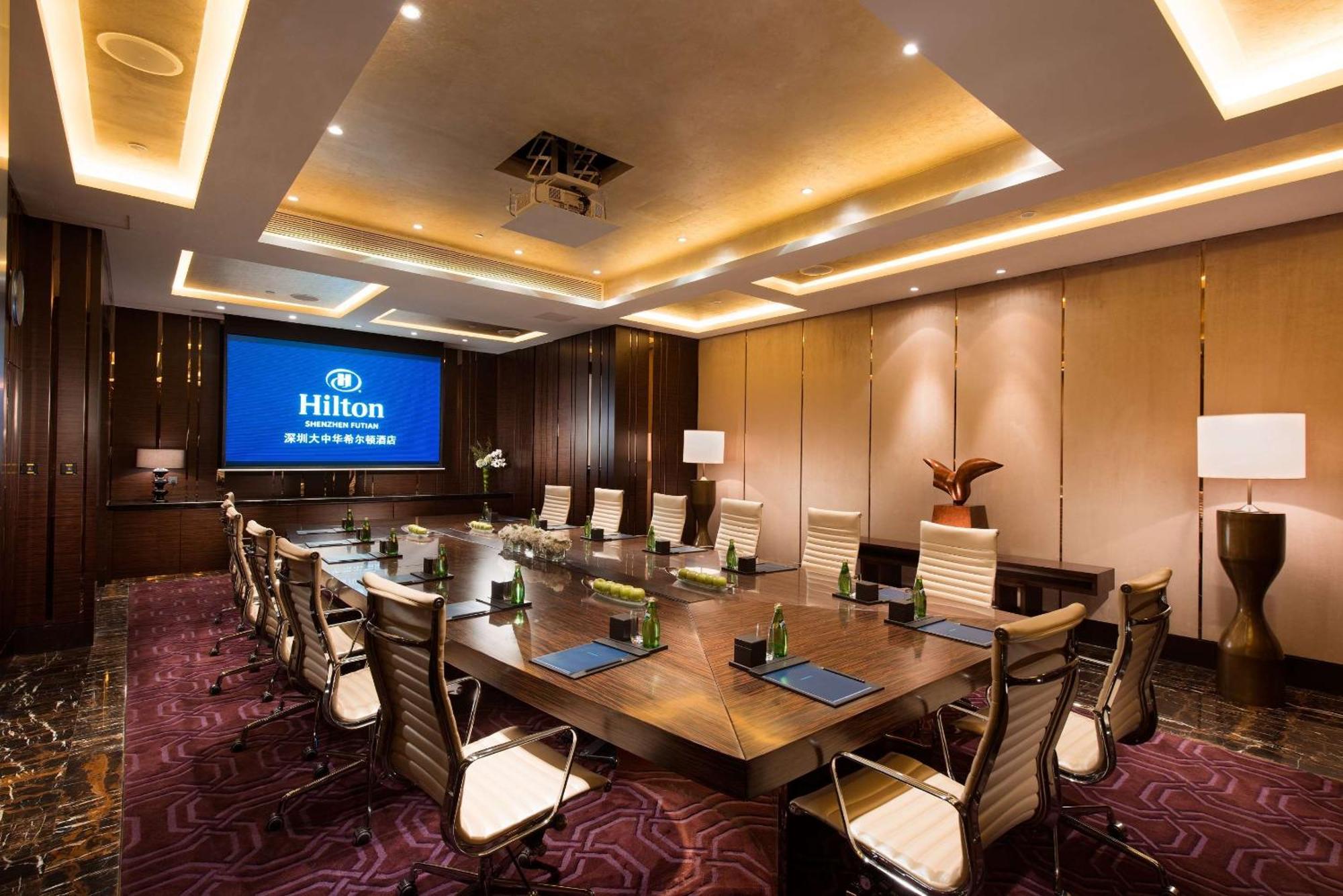 Hilton Shenzhen Futian, Metro Station At Hotel Front Door, Close To Futian Convention & Exhibition Center Exterior photo