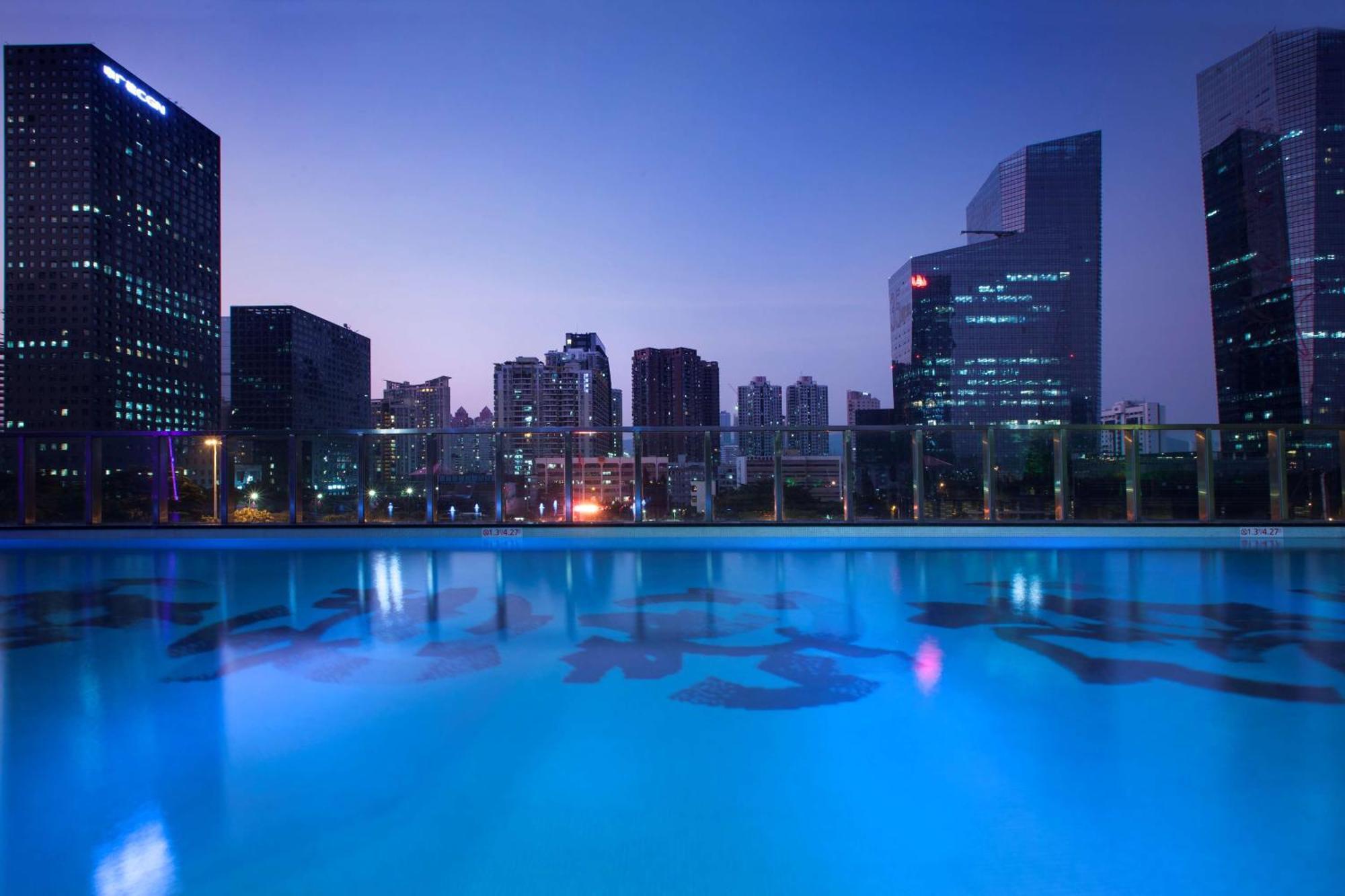 Hilton Shenzhen Futian, Metro Station At Hotel Front Door, Close To Futian Convention & Exhibition Center Exterior photo